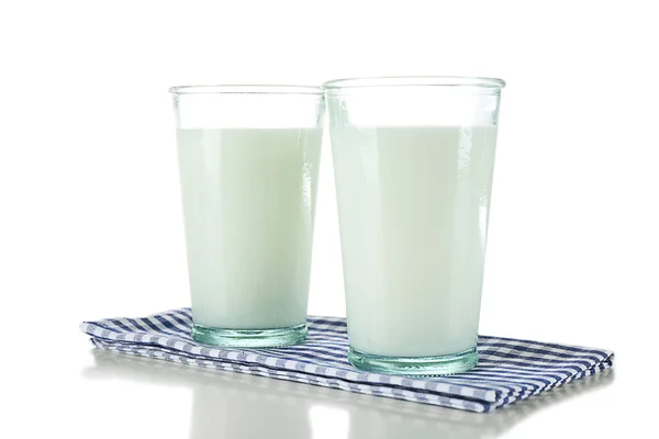 Vasos de leche, aislados sobre blanco —  Fotos de Stock