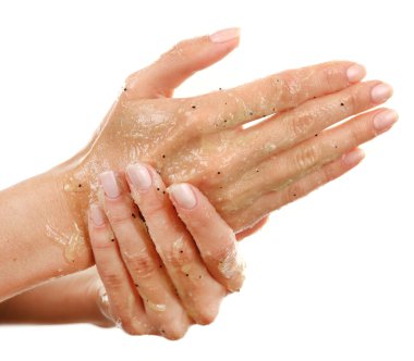 Scrub kullanan kadın