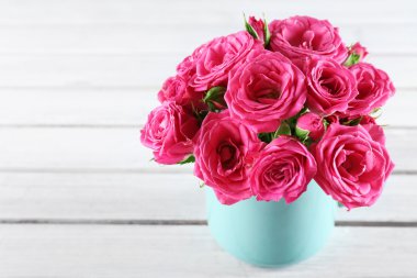 Güzel pembe güller