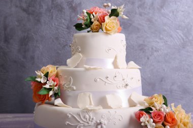 güzel düğün pastası