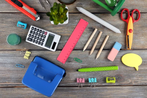 Objetos de papelería brillantes —  Fotos de Stock