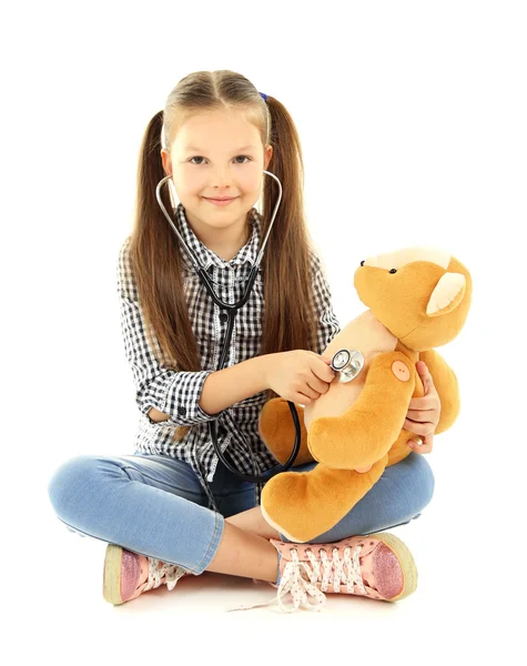 Schönes kleines Mädchen mit Teddybär — Stockfoto
