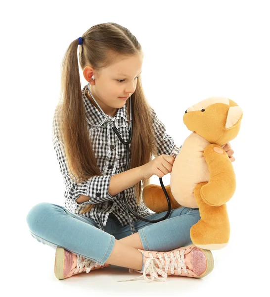 Schönes kleines Mädchen mit Teddybär — Stockfoto