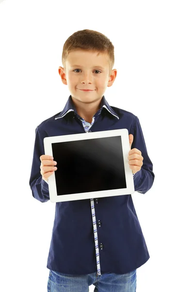 Prachtige kleine jongen met digitale tablet — Stockfoto