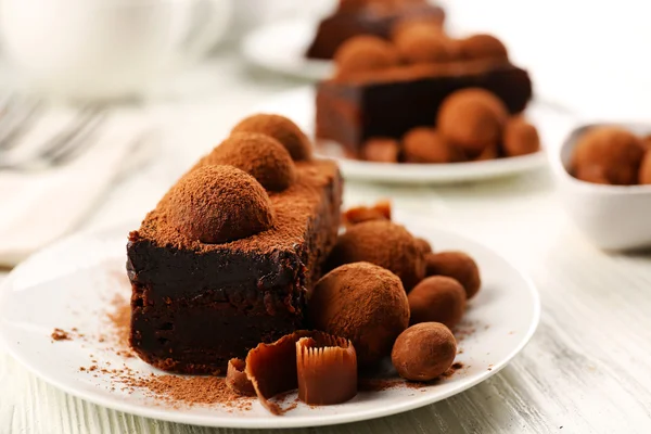 Chocolate cake met truffel — Stockfoto