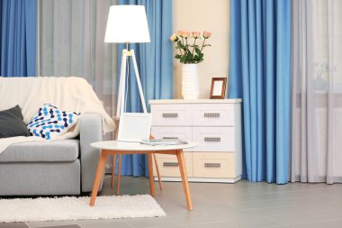 Modern oturma odası.