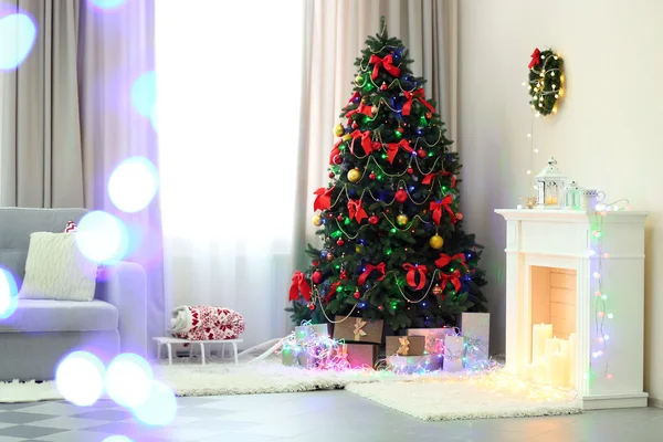 Árbol de Navidad perfecto —  Fotos de Stock