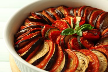 Lezzetli vejetaryen ratatouille  
