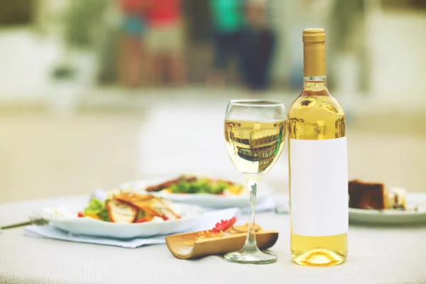 Fles luxe wijn — Stockfoto