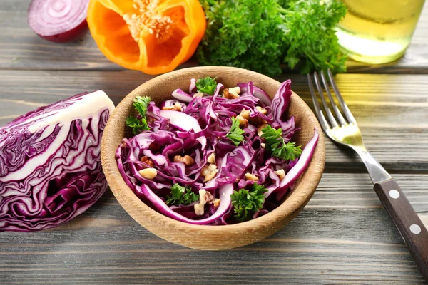 Red cabbage salad — Stock Photo, Image