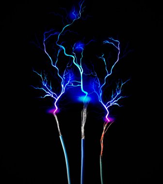 Parlayan elektrik elektrik kabloları 