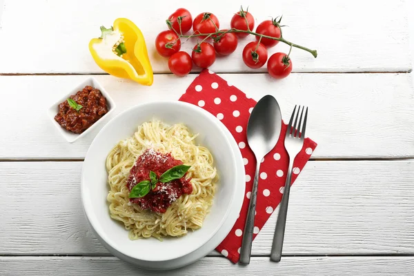 Espaguetis con salsa de tomate — Foto de Stock