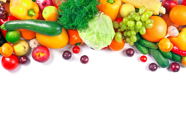 Heap of fruits and vegetables isolated on white — Stock Photo, Image