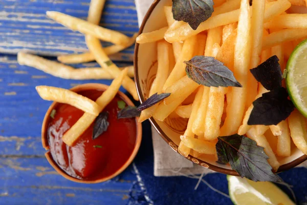 French fried potatoes — Stock Photo, Image