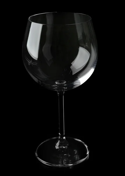Пустой стакан на черном фоне — стоковое фото