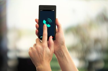 Mobil akıllı telefon holding eller