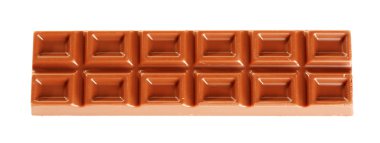 Beyaz arka planda izole edilmiş lezzetli çikolatalar.