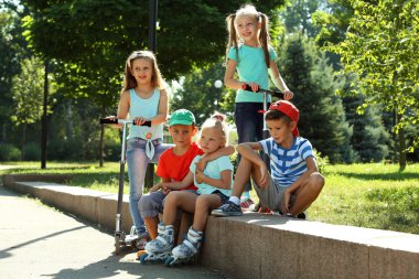 mutlu çocuklar aktif 