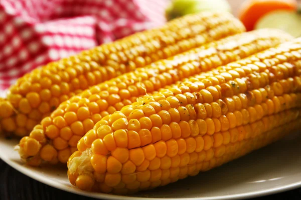 Appetizing grilled corn — Stock Photo, Image