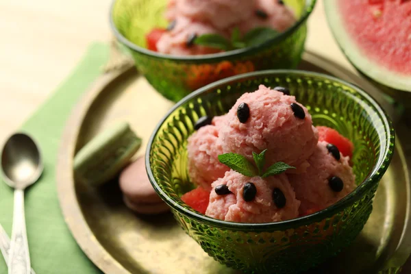 Watermelon ice cream in bowl — Stock Photo, Image