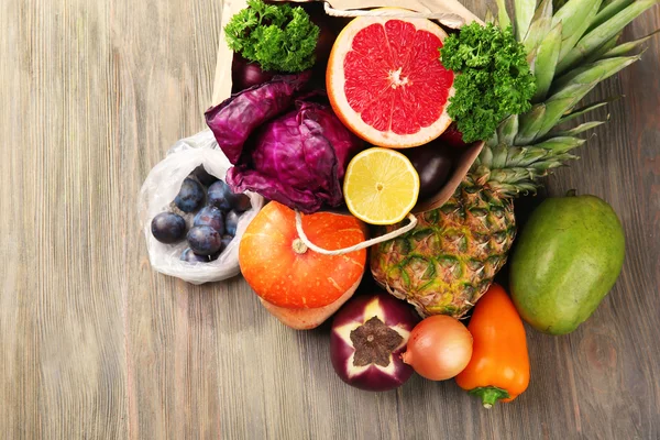 Buah-buahan dan sayuran matang — Stok Foto