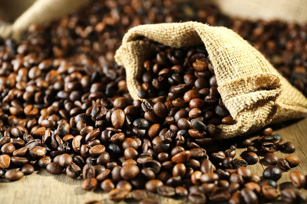 Aromatic coffee beans — Stock Photo, Image