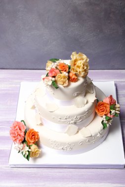 güzel düğün pastası