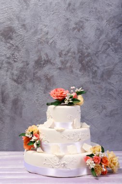 güzel düğün pastası