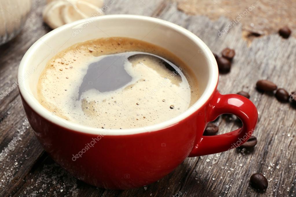 Xícara vermelha de café fotos, imagens de © belchonock 89106260