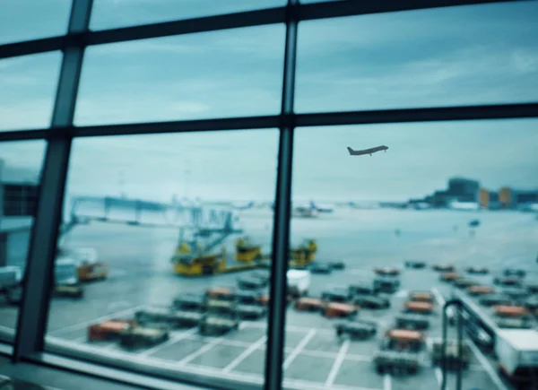 국제 공항 터미널의 보기 — 스톡 사진