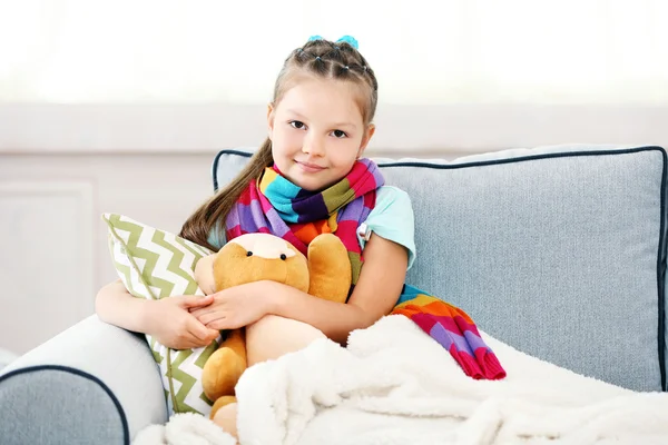 Sick girl with cold — Stock Photo, Image