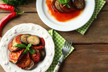 Ratatouille plaka, tablo arka plan üzerinde