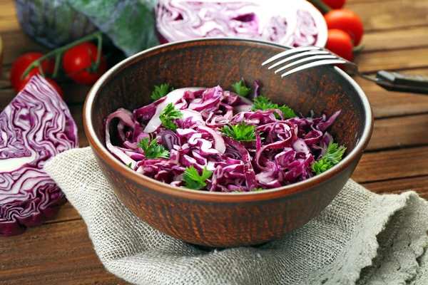 Red cabbage salad served in bowl closeup — Stock Photo, Image