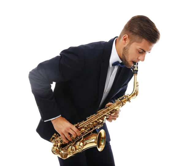 Elegante saxofonista feliz toca música en saxofón — Foto de Stock