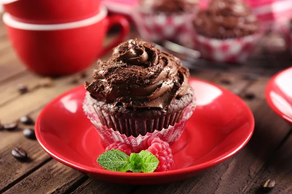 Chocolate cupcakes em disco closeup — Fotografia de Stock