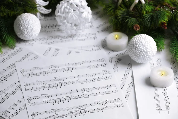 Music notes with Christmas decoration — Stock Photo, Image