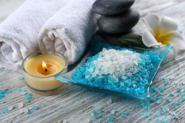 Ahşap arka plan üzerinde ayarla spa dekore edilmiş