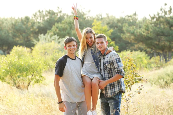 Guys Holding Girl Arms Forest Outdoors — Stock Photo, Image