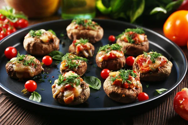 Delicious stuffed mushrooms — Stock Photo, Image