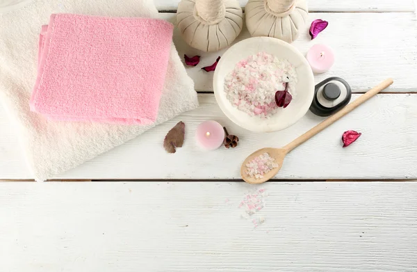 Spa composition on white wooden background — Stock Photo, Image