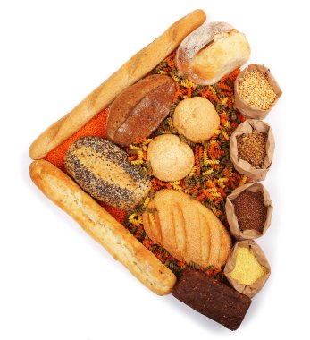 Ekmek, makarna ve tahıl, izole üçgen şeklinde farklı