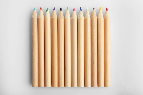 彩色铅笔上白色, 孤立 — 图库照片