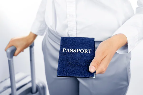 Pasaporte de mano — Foto de Stock