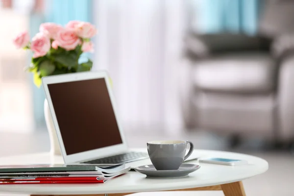 Comfortable workplace at home — Stock Photo, Image