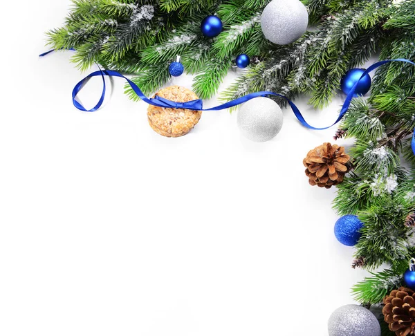 Karácsonyi dekoráció keret elszigetelt fehér — Stock Fotó