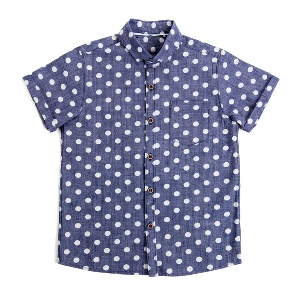 Blauw shirt in erwten geïsoleerd op witte achtergrond — Stockfoto