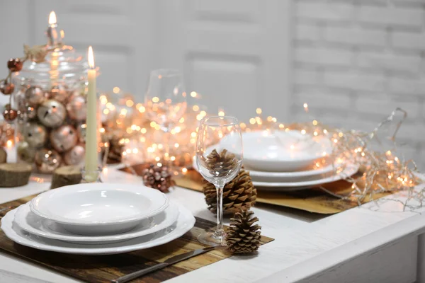 漂亮的圣诞餐桌 — 图库照片