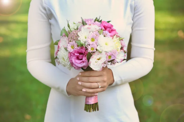 Beau bouquet de mariage — Photo