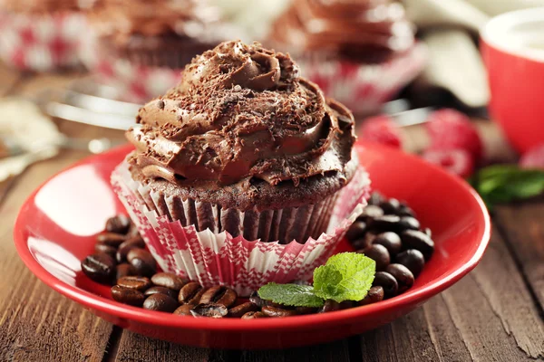 Chocolate cupcakes em disco closeup — Fotografia de Stock