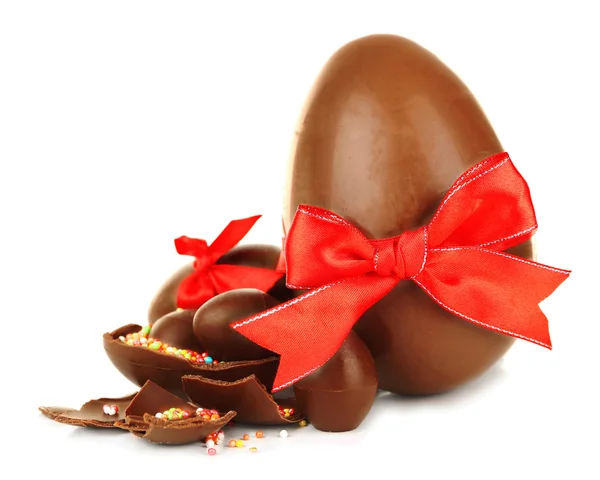 Čokoládová velikonoční vejce izolovaná na bílém — Stock fotografie
